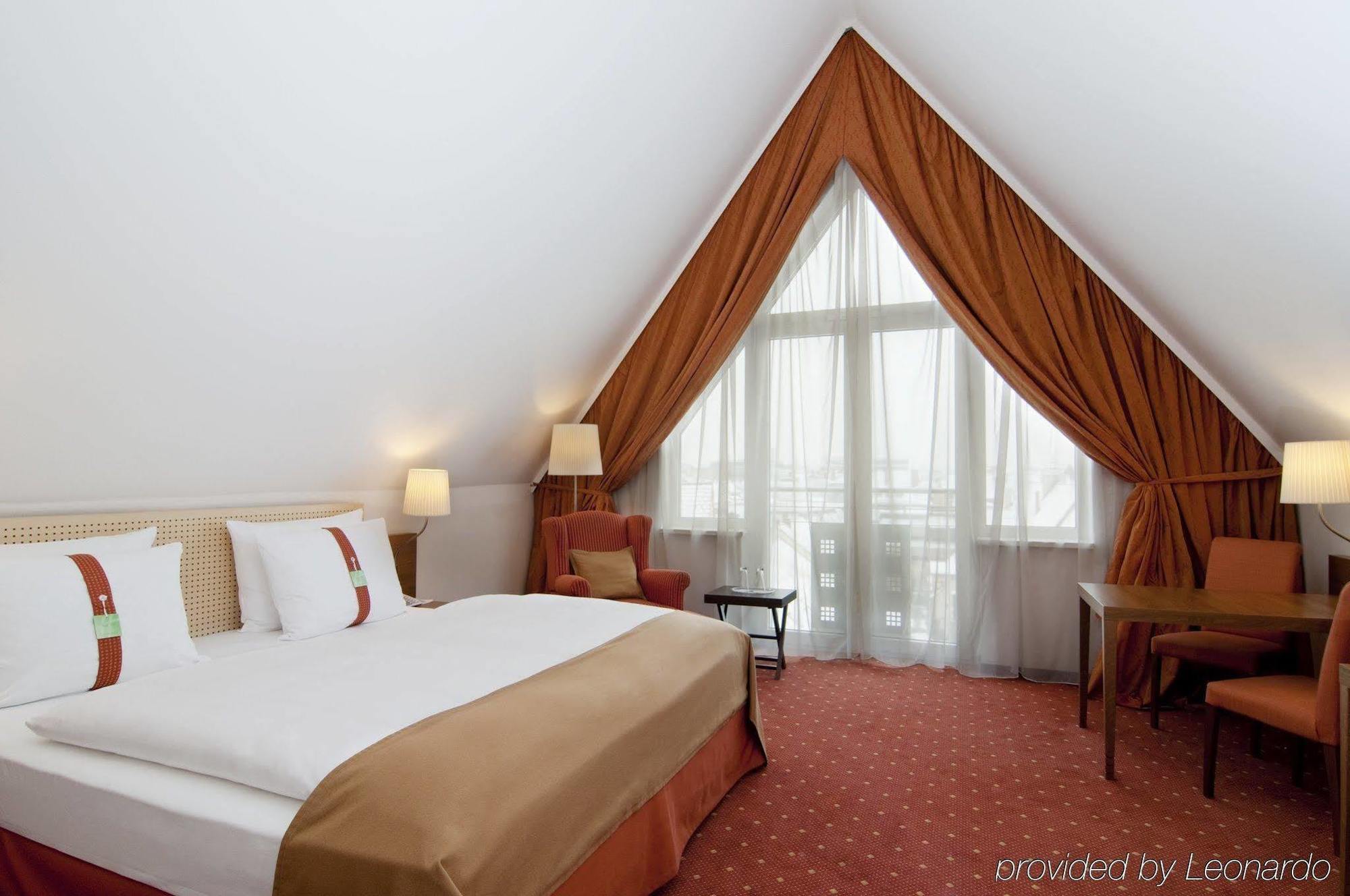 Centre By Ihg 4*